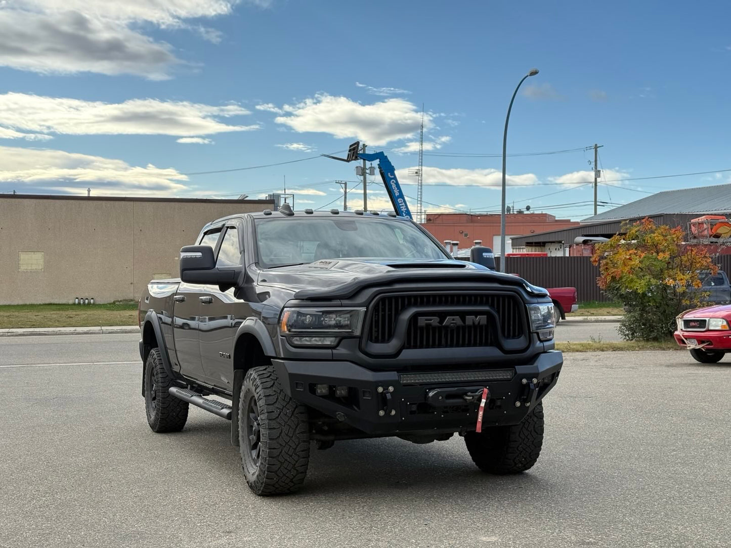 2019 Ram 2500 - GRIDIRON - + /3500 Power Wagon Base Front Bumper