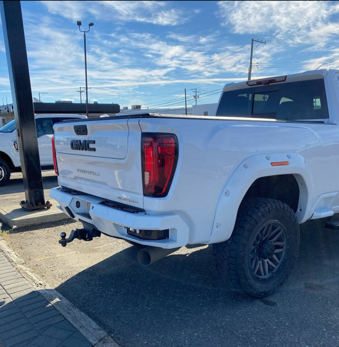 2019-2026 Chevrolet - GRIDIRON - & GMC 2500/3500 Rear Bumper