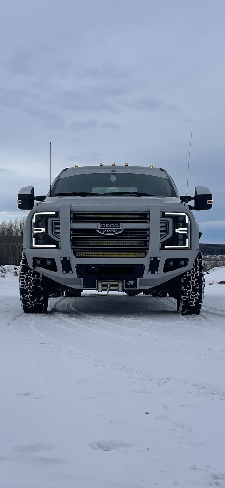 2017-2022 Ford F250 - GRIDIRON - F550 Full Tube Winch Front Bumper